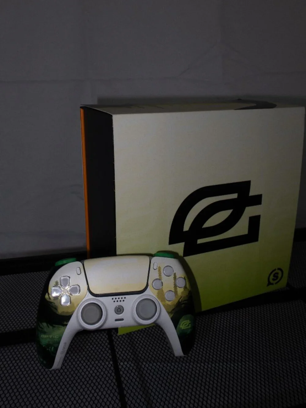 Collectible OpTic Evergreen Scuf Reflex